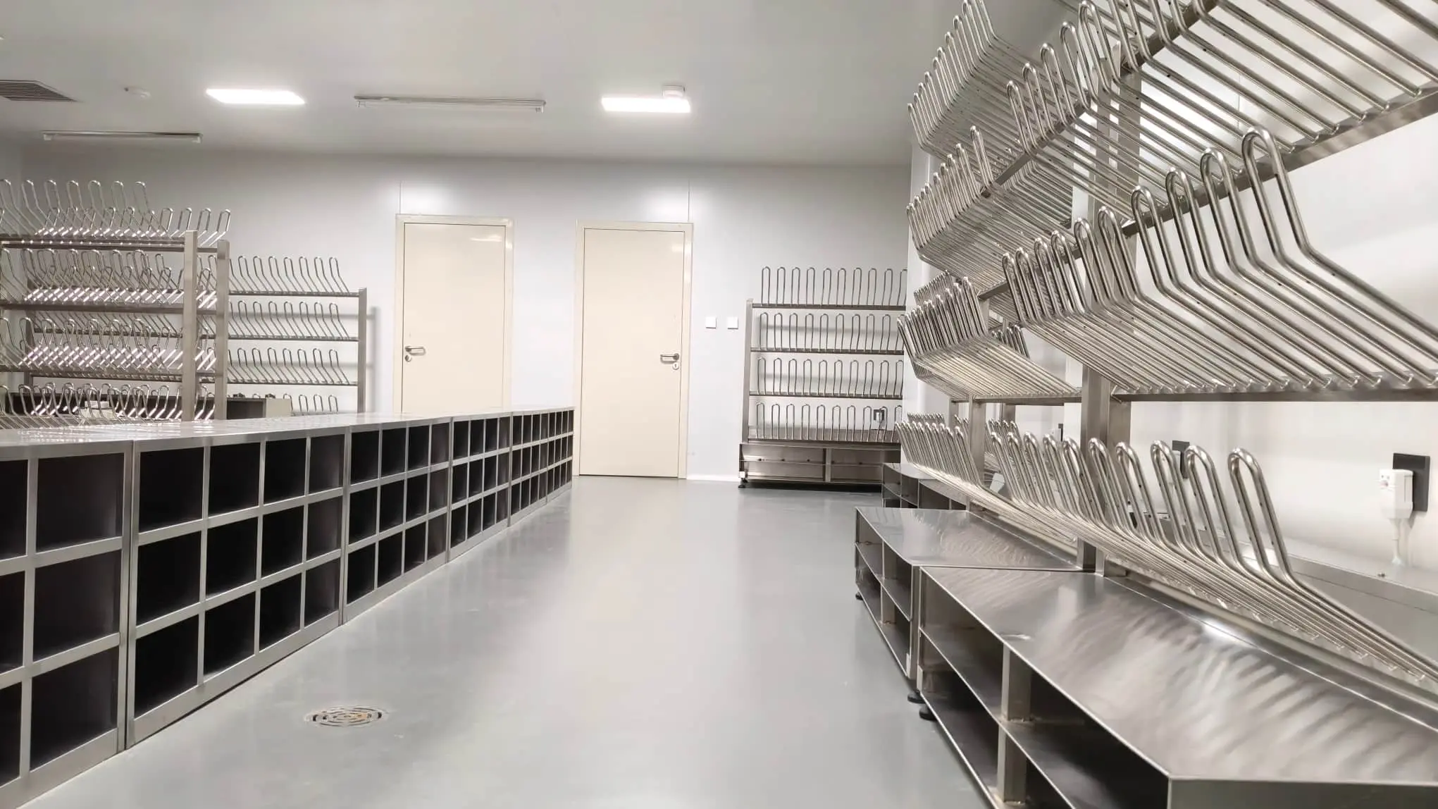 Standardized Foundation, Controllable Quality
