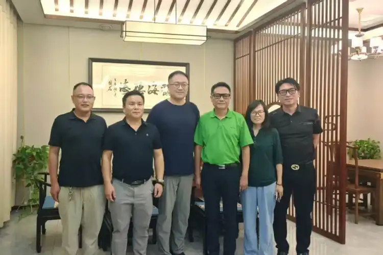Professor Hu and his delegation from the Chinese Academy of Sciences conducted an in-depth inspection and research on a food processing project of Homey Wonbond Group in Shandong Province